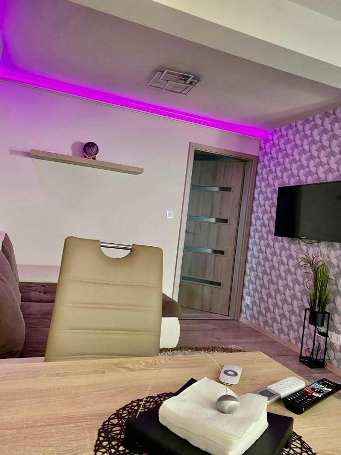 Appartamento Hajnal Apartman Szeged Esterno foto